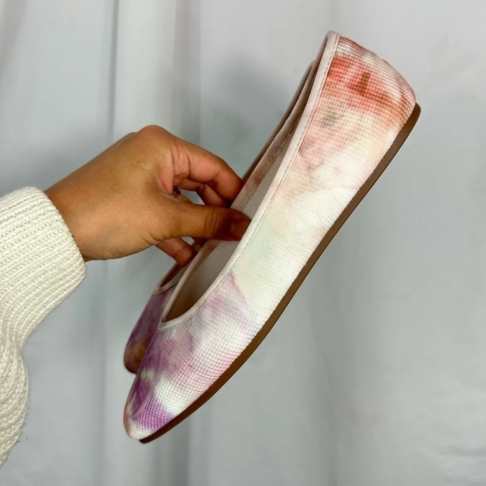 NWOT Louise Et Cie tye dye square toe flats size 6